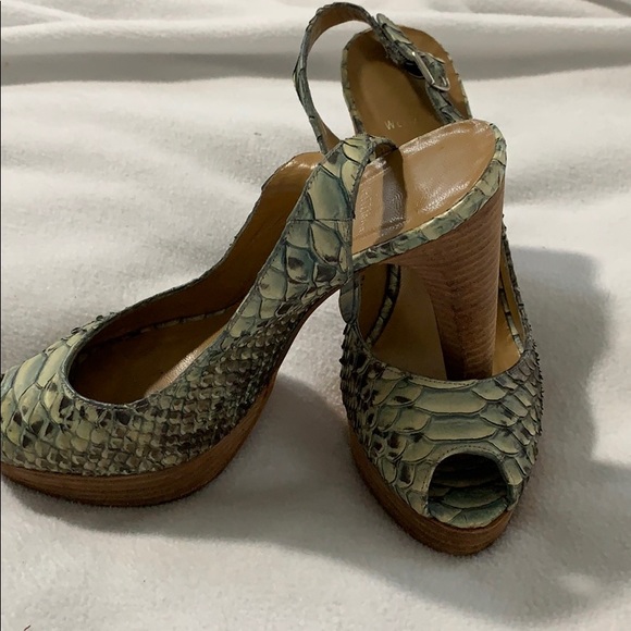 Stuart Weitzman Boa Constrictor Platform peep toe - Picture 2 of 6